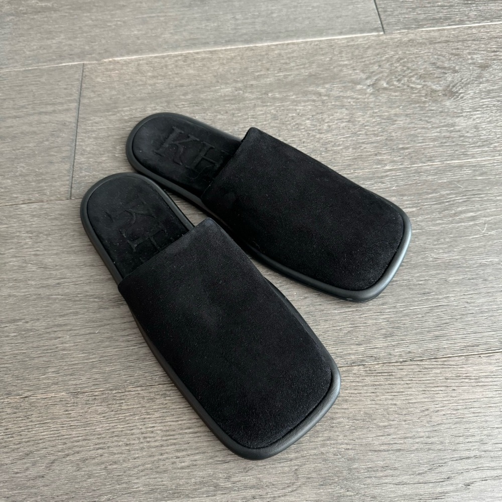 Khaire suede leather slippers